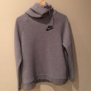 Nike Sweatshirt worn once!!!!